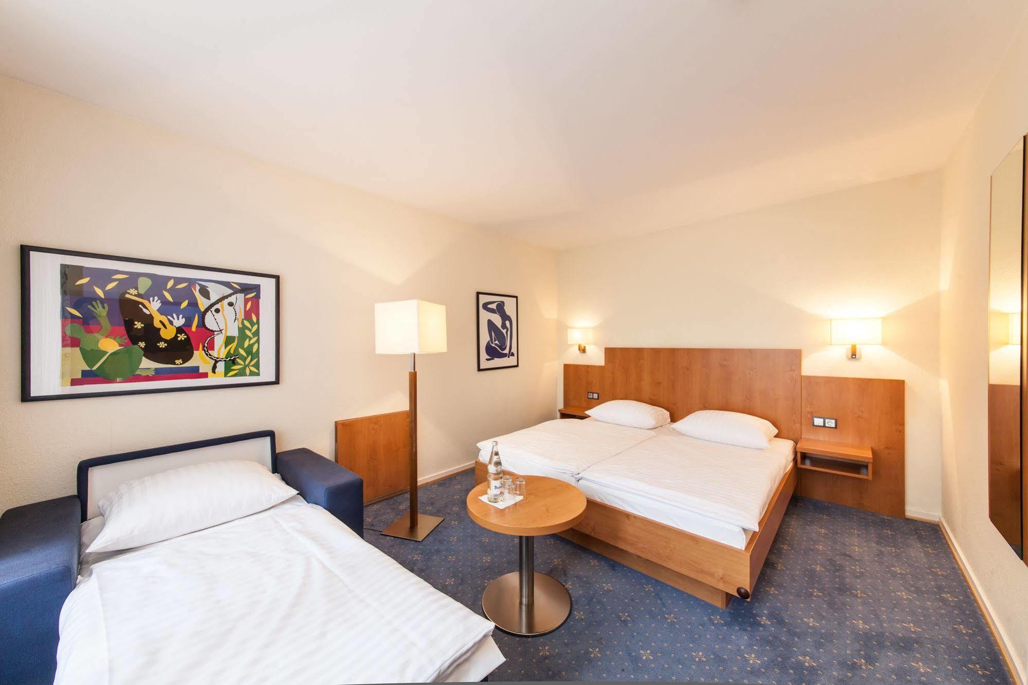 Hotel Drei Kronen Elmshorn Εξωτερικό φωτογραφία